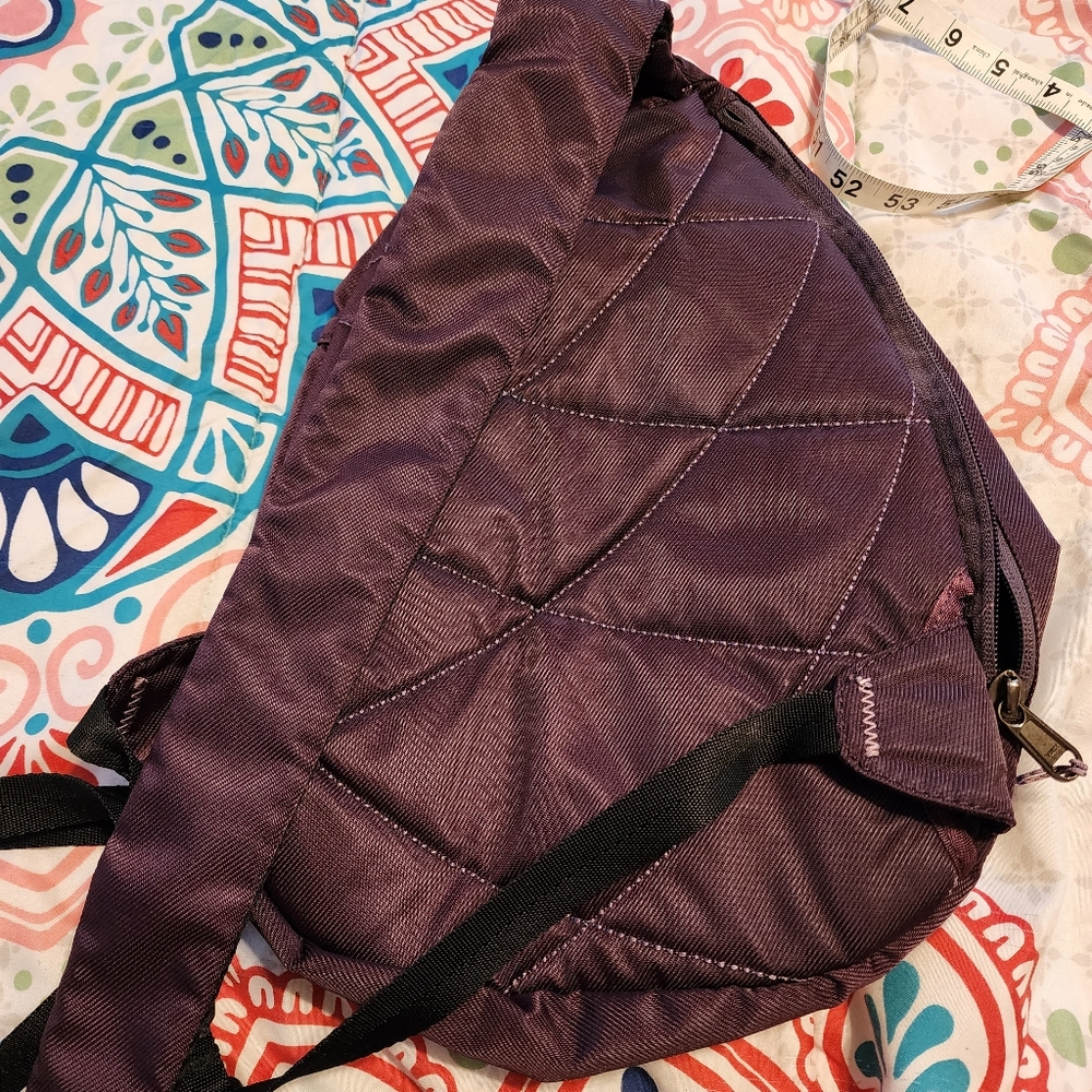 Merrell EUC sling bag backpack purple - Picture 6 of 8